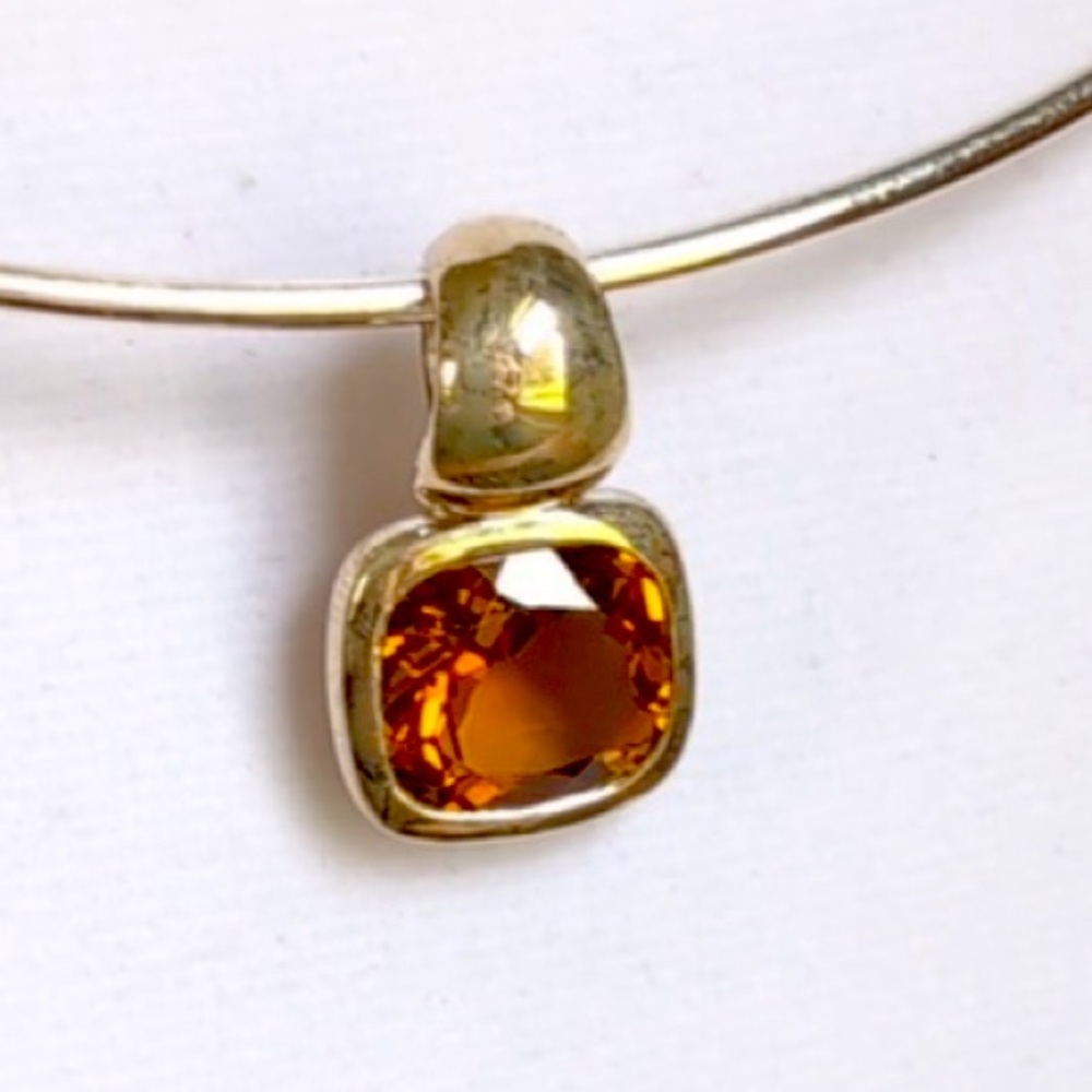 Sterling Silver with Citrine Gem Pendant